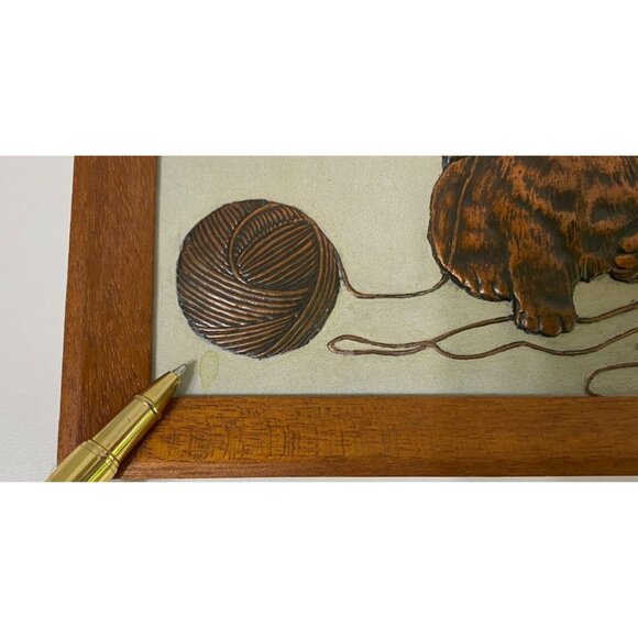 Vintage Copper Embossed Cat Wall Art With Wooden Frame Repousse 8.75" x 6.75" - Picture 3 of 5